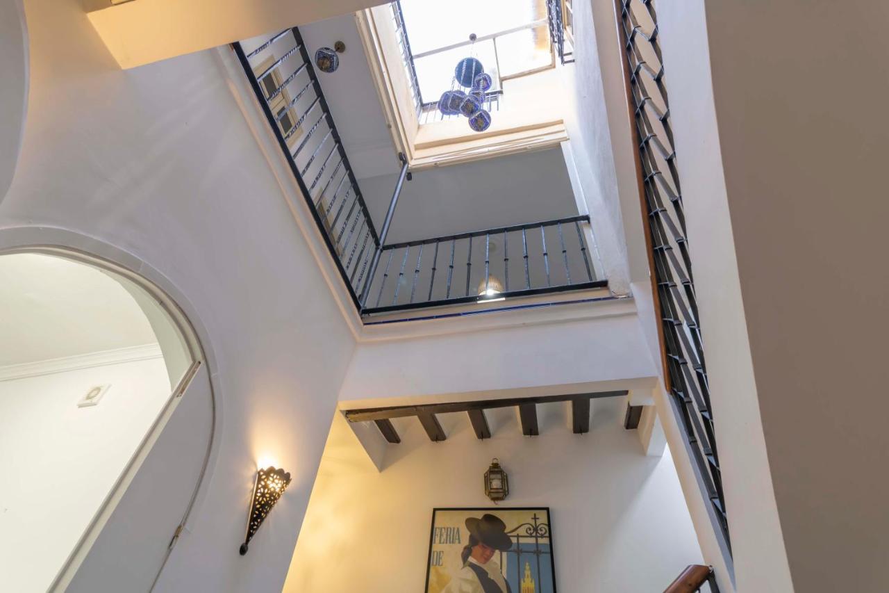 House -Rooftop&Jacuzzi -StayInSeville 1614ft2 5Be Esterno foto
