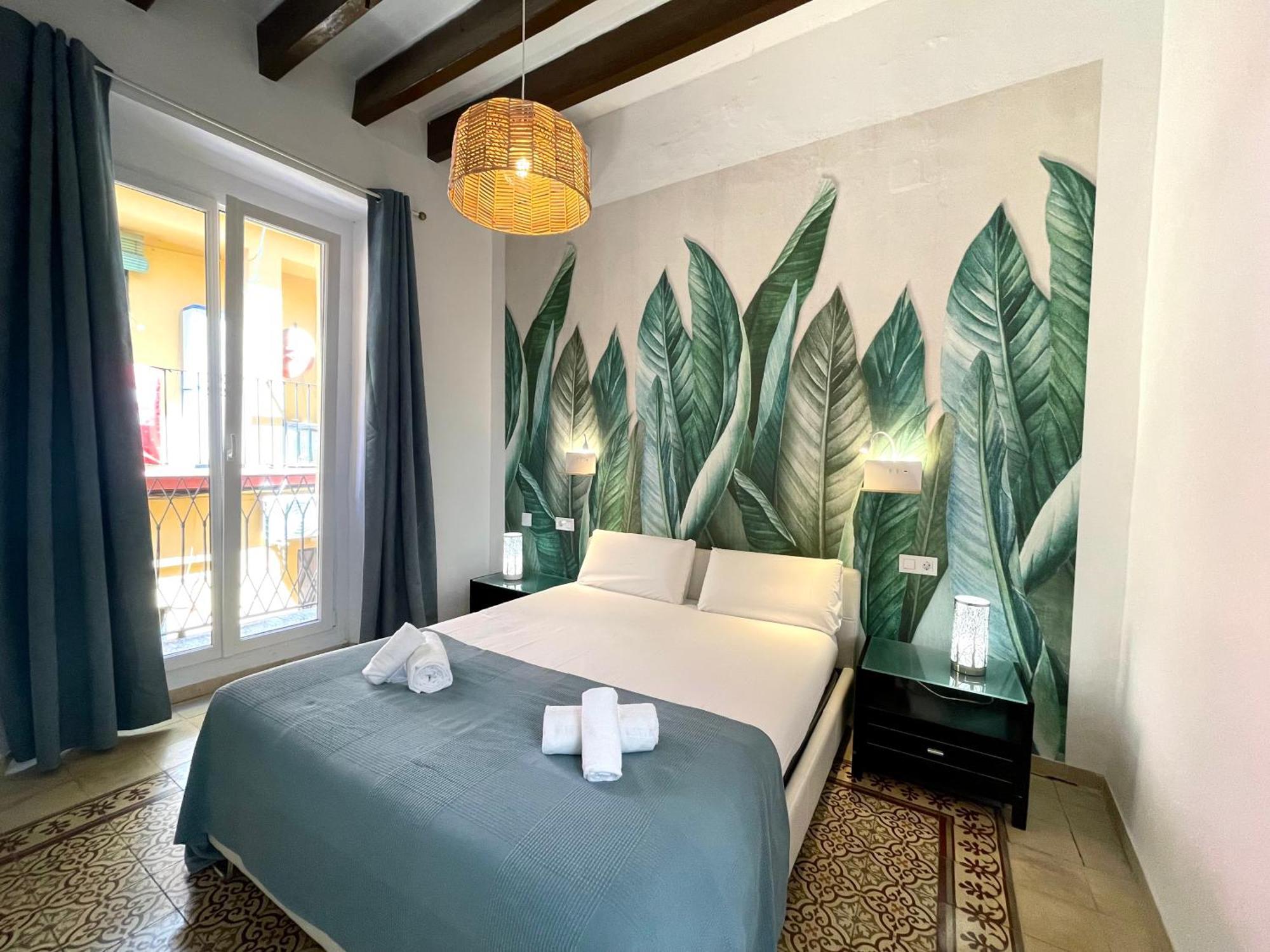 House -Rooftop&Jacuzzi -StayInSeville 1614ft2 5Be Esterno foto