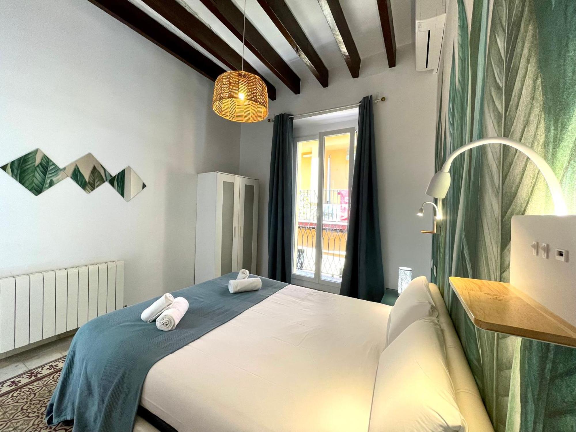 House -Rooftop&Jacuzzi -StayInSeville 1614ft2 5Be Esterno foto